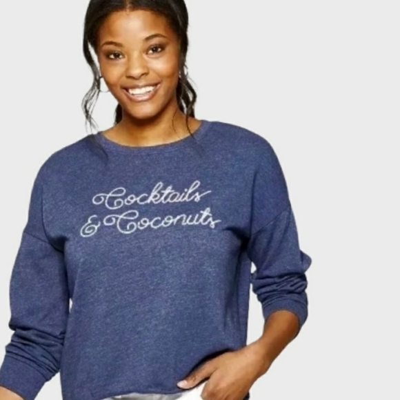 Zoe + Liv Sweaters - Zoe + Liv sweater, embroidered, athleisure